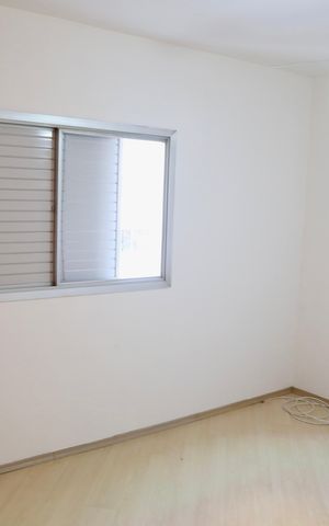 Apartamento à venda com 180m², 4 quartos e 2 vagas Apartamento à venda com 180m², 4 quartos e 2 vagasQuarto