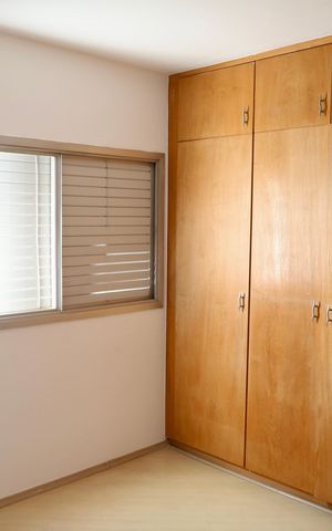 Apartamento à venda com 180m², 4 quartos e 2 vagas Apartamento à venda com 180m², 4 quartos e 2 vagasQuarto