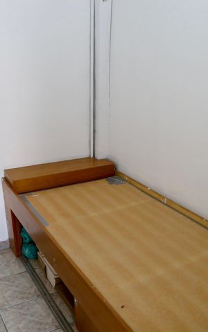 Apartamento à venda com 180m², 4 quartos e 2 vagas Apartamento à venda com 180m², 4 quartos e 2 vagasÁrea de Serviço