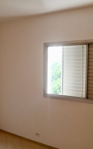 Apartamento à venda com 180m², 4 quartos e 2 vagas Apartamento à venda com 180m², 4 quartos e 2 vagasQuarto