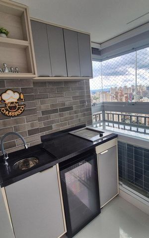 Apartamento à venda com 91m², 3 quartos e 2 vagas Apartamento à venda com 91m², 3 quartos e 2 vagasVaranda