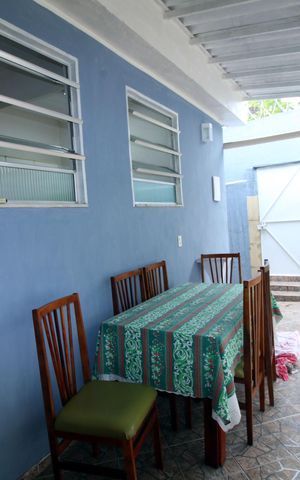 Casa à venda com 293m², 4 quartos e 3 vagasVaranda fundos