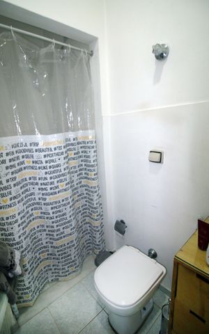Casa à venda com 293m², 4 quartos e 3 vagasBanheiro Social 2