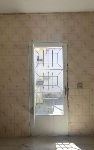 Casa à venda com 218m², 4 quartos e 5 vagas Casa à venda com 218m², 4 quartos e 5 vagasCozinha