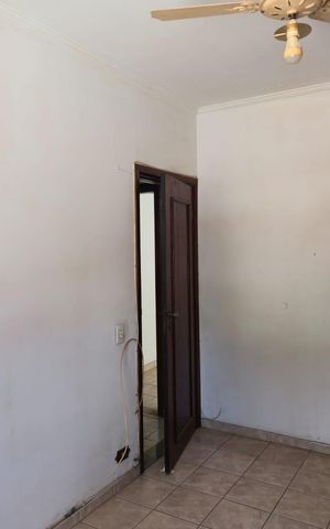 Casa à venda com 218m², 4 quartos e 5 vagas Casa à venda com 218m², 4 quartos e 5 vagasQuarto 02
