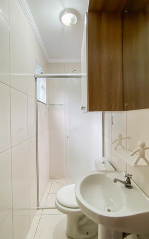Casa de condomínio à venda com 57m², 2 quartos e 1 vagaBanheiro da Suíte 1