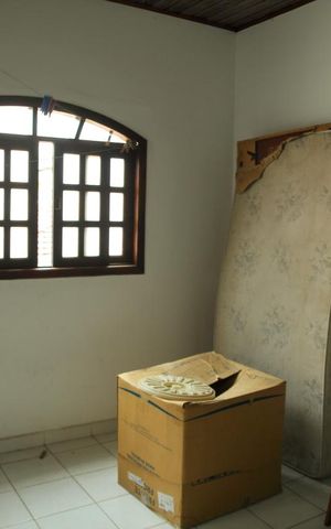 Casa à venda com 200m², 2 quartos e 2 vagasQuarto de Serviço