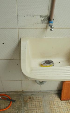 Casa à venda com 200m², 2 quartos e 2 vagasÁrea de Serviço