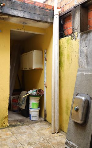 Casa à venda com 250m², 2 quartos e sem vagaÁrea de Serviço