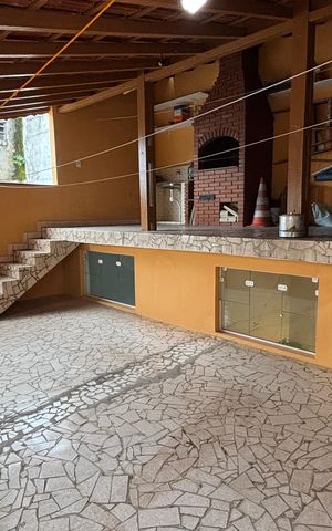 Casa à venda com 240m², 3 quartos e 2 vagas Casa à venda com 240m², 3 quartos e 2 vagasArea Lazer - Churrasqueira