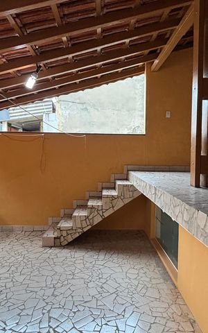 Casa à venda com 240m², 3 quartos e 2 vagas Casa à venda com 240m², 3 quartos e 2 vagasArea Lazer - Churrasqueira