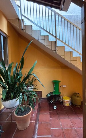 Casa à venda com 240m², 3 quartos e 2 vagas Casa à venda com 240m², 3 quartos e 2 vagasQuintal