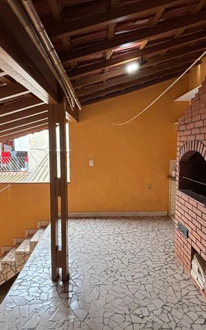 Casa à venda com 240m², 3 quartos e 2 vagas Casa à venda com 240m², 3 quartos e 2 vagasArea Lazer - Churrasqueira