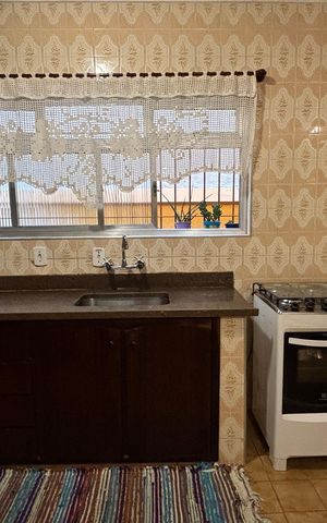 Casa à venda com 240m², 3 quartos e 2 vagas Casa à venda com 240m², 3 quartos e 2 vagasCozinha - Sala de Jantar
