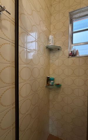 Casa à venda com 240m², 3 quartos e 2 vagas Casa à venda com 240m², 3 quartos e 2 vagasBanheiro