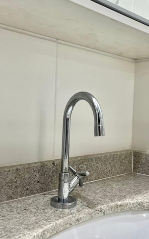 Studio para alugar com 35m², 1 quarto e sem vaga Studio para alugar com 35m², 1 quarto e sem vagaBanheiro