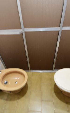 Casa à venda com 198m², 4 quartos e 6 vagasBanheiro Suíte