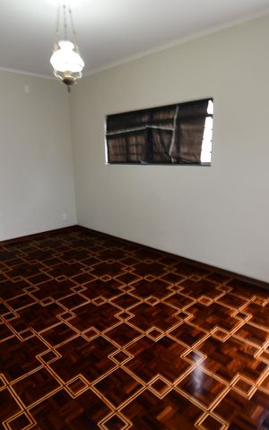 Casa à venda com 198m², 4 quartos e 6 vagasSala 2