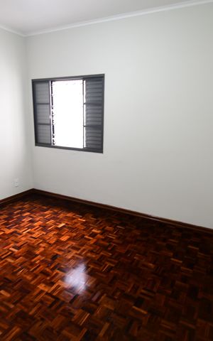 Casa à venda com 198m², 4 quartos e 6 vagasQuarto 1