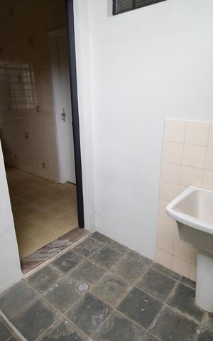 Casa à venda com 198m², 4 quartos e 6 vagasÁrea de Serviço