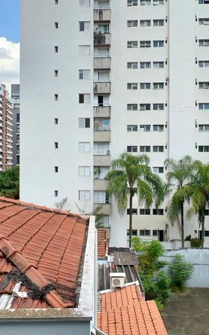 Apartamento à venda com 80m², 2 quartos e sem vaga Apartamento à venda com 80m², 2 quartos e sem vagaSacada do quarto
