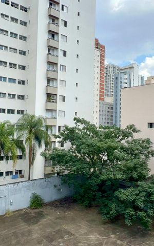 Apartamento à venda com 80m², 2 quartos e sem vaga Apartamento à venda com 80m², 2 quartos e sem vagaSacada do quarto
