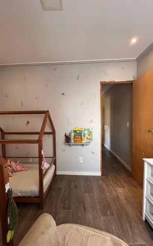 Casa à venda com 115m², 3 quartos e sem vaga Casa à venda com 115m², 3 quartos e sem vagaQuarto