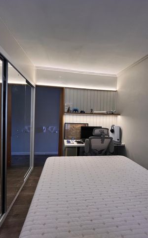 Casa à venda com 115m², 3 quartos e sem vaga Casa à venda com 115m², 3 quartos e sem vagaQuarto