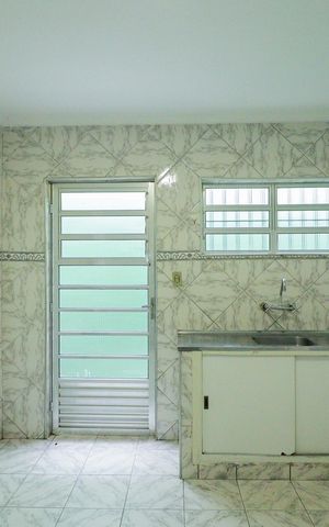 Casa à venda com 160m², 2 quartos e 1 vaga Casa à venda com 160m², 2 quartos e 1 vagaCozinha