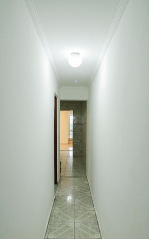 Casa à venda com 160m², 2 quartos e 1 vaga Casa à venda com 160m², 2 quartos e 1 vagaCorredor