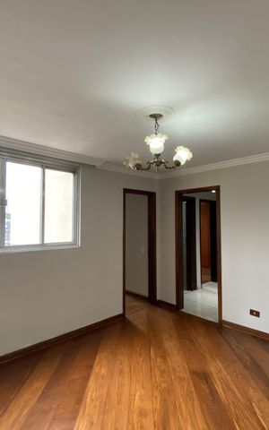 Apartamento à venda com 55m², 2 quartos e 1 vaga Apartamento à venda com 55m², 2 quartos e 1 vagaSala