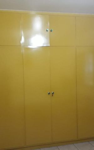 Casa à venda com 154m², 3 quartos e 3 vagas Casa à venda com 154m², 3 quartos e 3 vagasQuarto