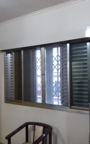 Casa à venda com 154m², 3 quartos e 3 vagas Casa à venda com 154m², 3 quartos e 3 vagasQuarto