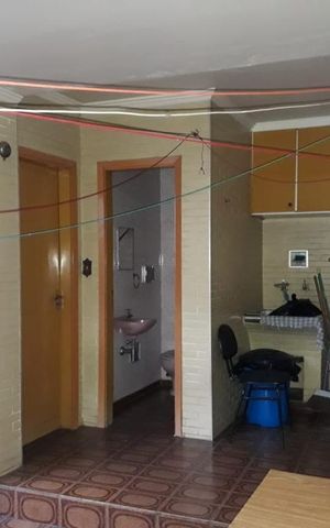 Casa à venda com 154m², 3 quartos e 3 vagas Casa à venda com 154m², 3 quartos e 3 vagasCozinha