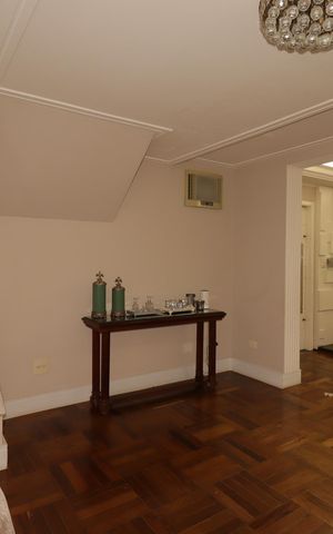 Casa à venda com 230m², 3 quartos e 3 vagasSala