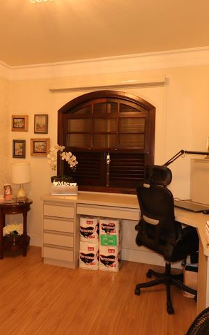 Casa à venda com 230m², 3 quartos e 3 vagasQuarto 2