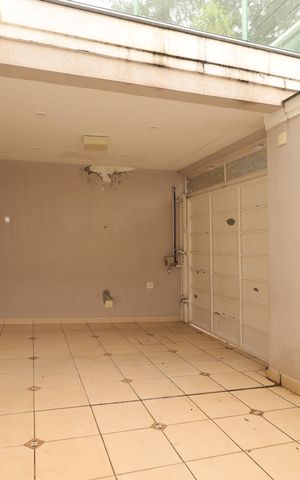 Casa à venda com 230m², 3 quartos e 3 vagasGaragem