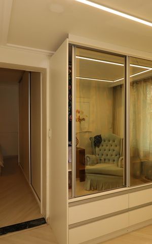 Casa à venda com 230m², 3 quartos e 3 vagasCloset da Suíte