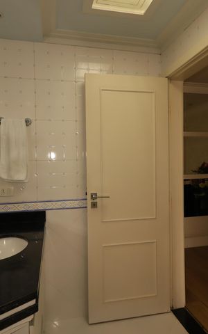 Casa à venda com 230m², 3 quartos e 3 vagasBanheiro Social