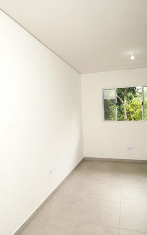 Casa à venda com 70m², 1 quarto e sem vaga Casa à venda com 70m², 1 quarto e sem vagaSala