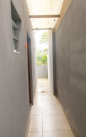 Casa à venda com 70m², 1 quarto e sem vaga Casa à venda com 70m², 1 quarto e sem vagaCorredor