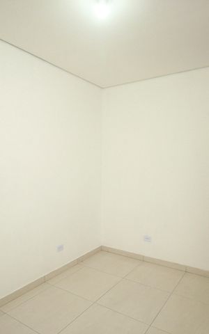 Casa à venda com 70m², 1 quarto e sem vaga Casa à venda com 70m², 1 quarto e sem vagaQuarto