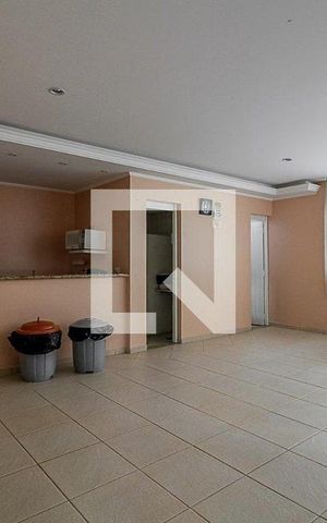 Apartamento à venda com 64m², 2 quartos e 1 vaga Apartamento à venda com 64m², 2 quartos e 1 vagaÁrea comum - Salão de festas