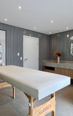 Studio para alugar com 25m², 1 quarto e sem vaga Studio para alugar com 25m², 1 quarto e sem vagaSpa