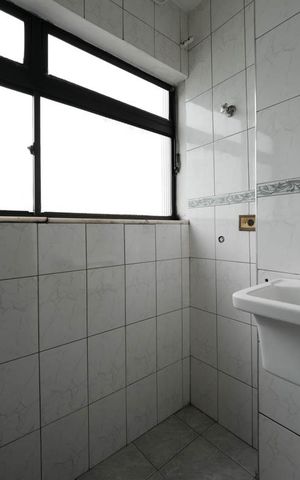 Apartamento à venda com 45m², 2 quartos e 1 vagaCozinha e Área de Serviço