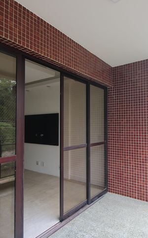 Apartamento à venda com 180m², 4 quartos e 2 vagasSala - Varanda