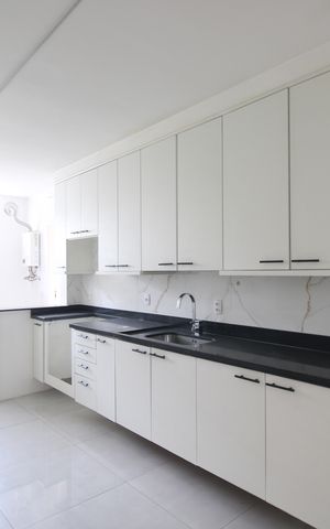 Apartamento à venda com 180m², 4 quartos e 2 vagasCozinha