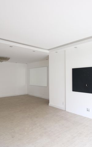 Apartamento à venda com 180m², 4 quartos e 2 vagasSala