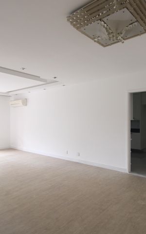 Apartamento à venda com 180m², 4 quartos e 2 vagasSala
