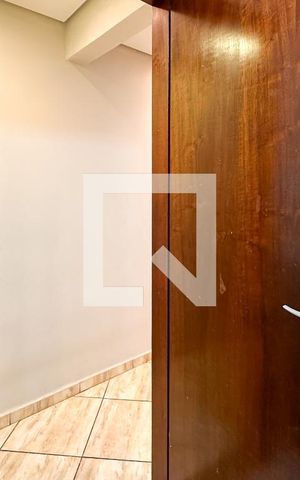 Casa à venda com 187m², 3 quartos e 2 vagas Casa à venda com 187m², 3 quartos e 2 vagasBanheiro